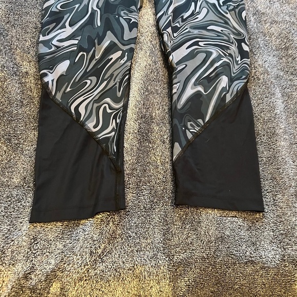 Awesome Under Armour Athletic Pants Large - Picture 3 of 6